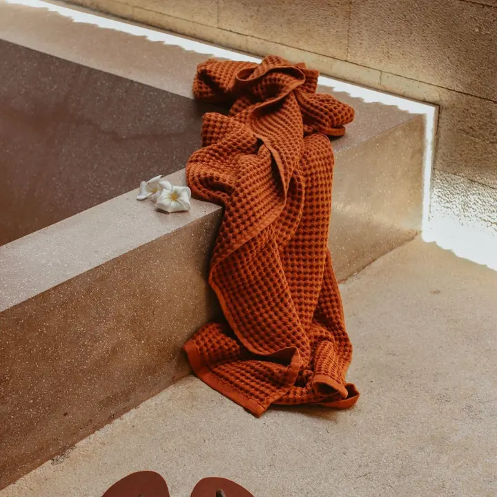Waffle Bath Sheet — 100% Turkish Cotton Oversized Towel (34 x 67)