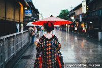 Japanese Telecoms Unite to Restore Networks After Natural Disasters