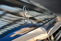 Mercedes-Benz Boosts Factory Automation with Private 5G Networks