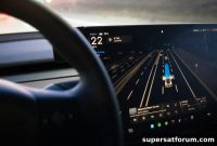 Why Connected Cars Still Rely on 2G Through 5G: LG’s Hybrid eCall Explained