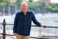Retail Media and DOOH Challenge Linear TV by Delivering New Audience Data Methods