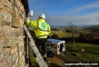EE Unveils 4G Home Broadband Antenna to Reach 580,000 UK Homes