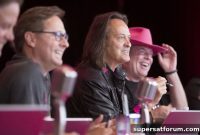 T-Mobile CEO Calls Out Verizon’s 5G Network Performance