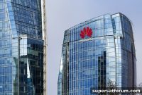 Huawei Founder Addresses Security Concerns at Press Conference