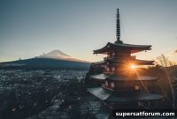 Japan Achieves 319 Tb/s Internet Record in High-Speed Data Transfer