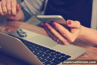 Martin Lewis Calls for Regulation of Mobile Roaming Charges