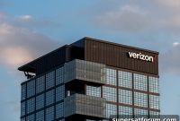 Verizon Keeps Controversial Surcharge Despite Lawsuit Challenging It