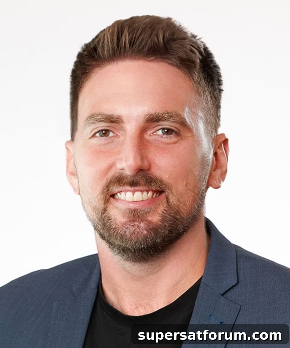 Nadir Izrael Leadership Team | IT-Branschen https://res.cloudinary.com/armis/images/w_950,h_1142,c_scale/f_auto,q_auto/v1767730433/nadir-izrael-leadership-team-photo-2-2026/nadir-izrael-leadership-team-photo-2-2026.jpg?_i=AA